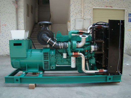 江安1100kw康明斯柴油发电机组图片 江安1100kw康明斯柴油发电机组图片